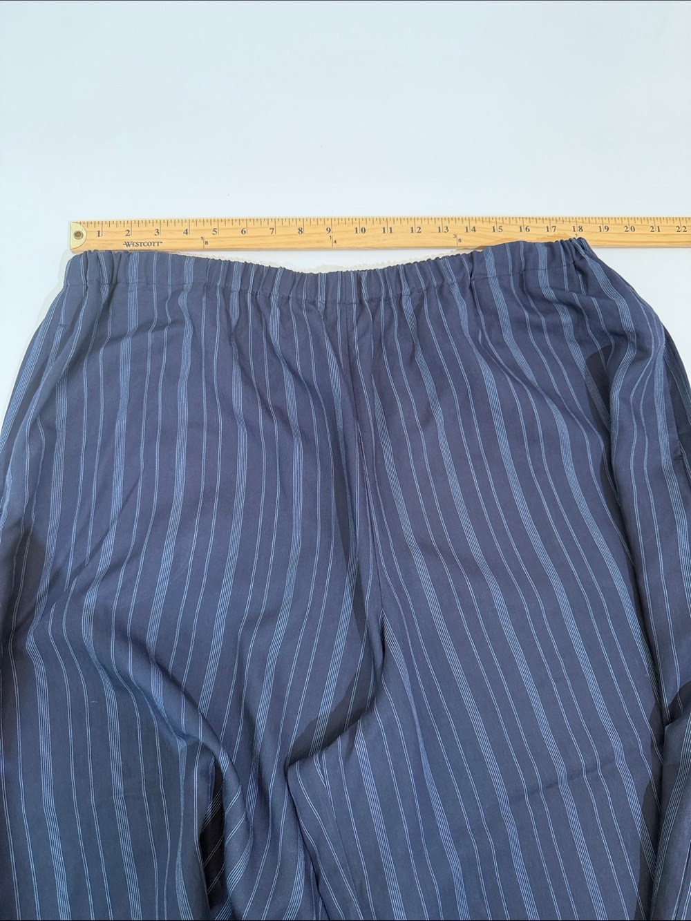 Vince Wide Leg Palazzo Cropped Pants Size 2X Navy White Pinstripe NWOT - Picture 5 of 10